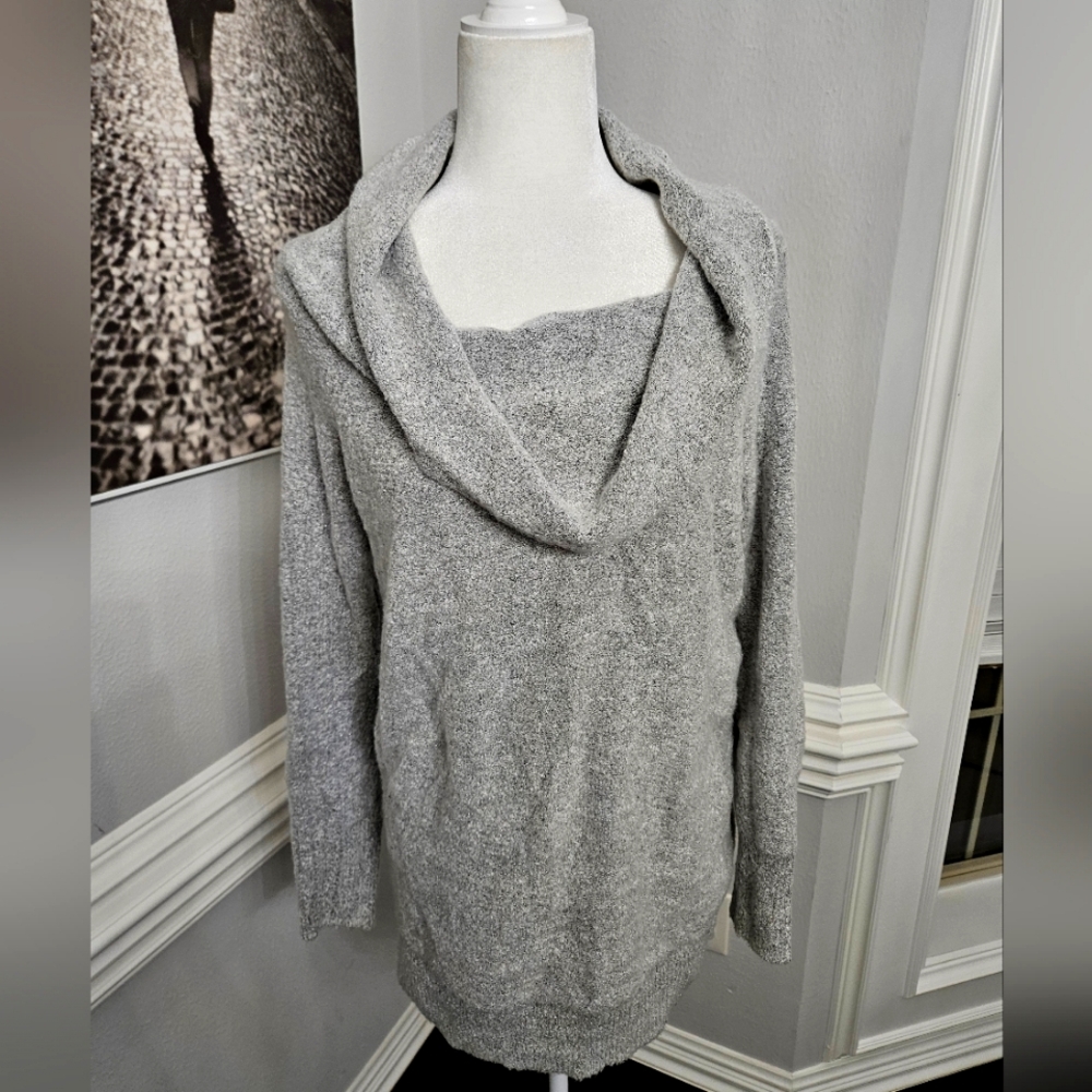 NWOT motherhood maternity gray Sparkle sweater medium super soft and cozy